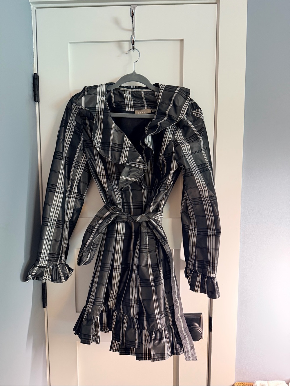 Kenar Waterproof Jacket-Plaid Ruffle Tie-Waist Black/Gray